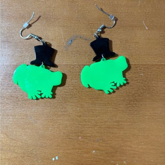 Frog Earrings - Picture 2 of 2